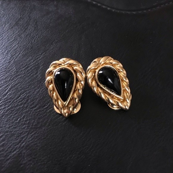 Vintage Christian Dior Black Cabochon Clip On Earrings - Picture 1 of 6